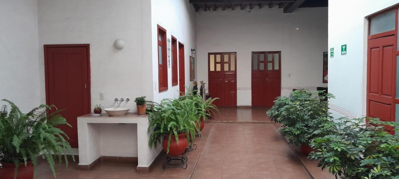 Posada De San Agustin Pátzcuaro Екстериор снимка