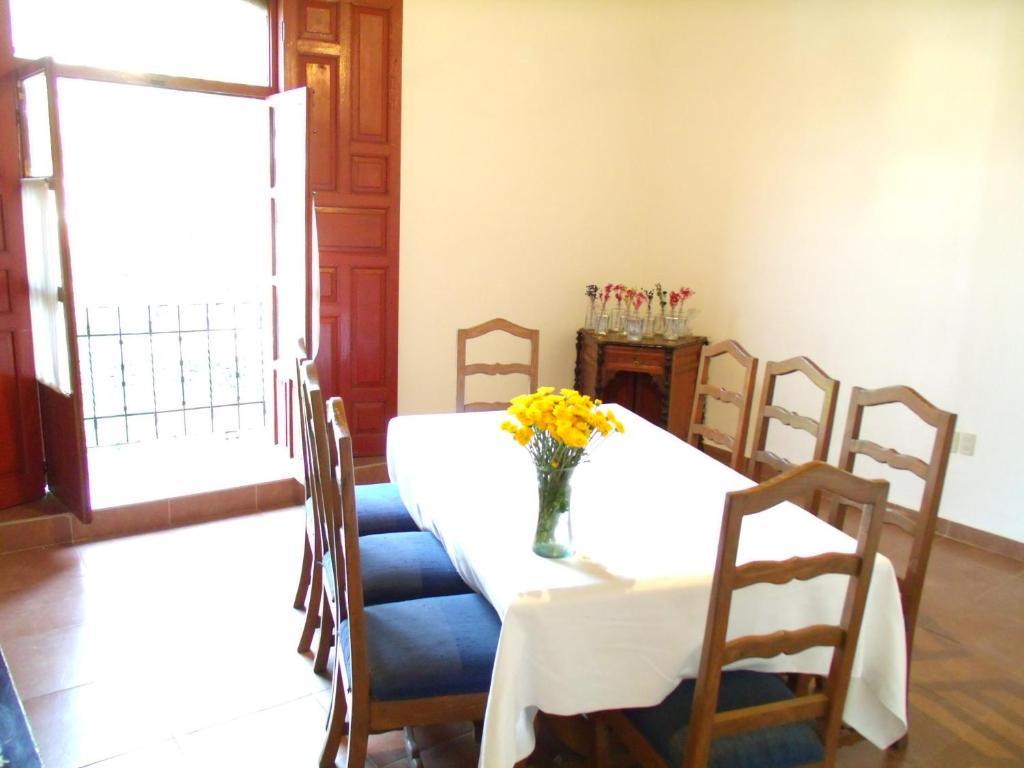 Posada De San Agustin Pátzcuaro Екстериор снимка